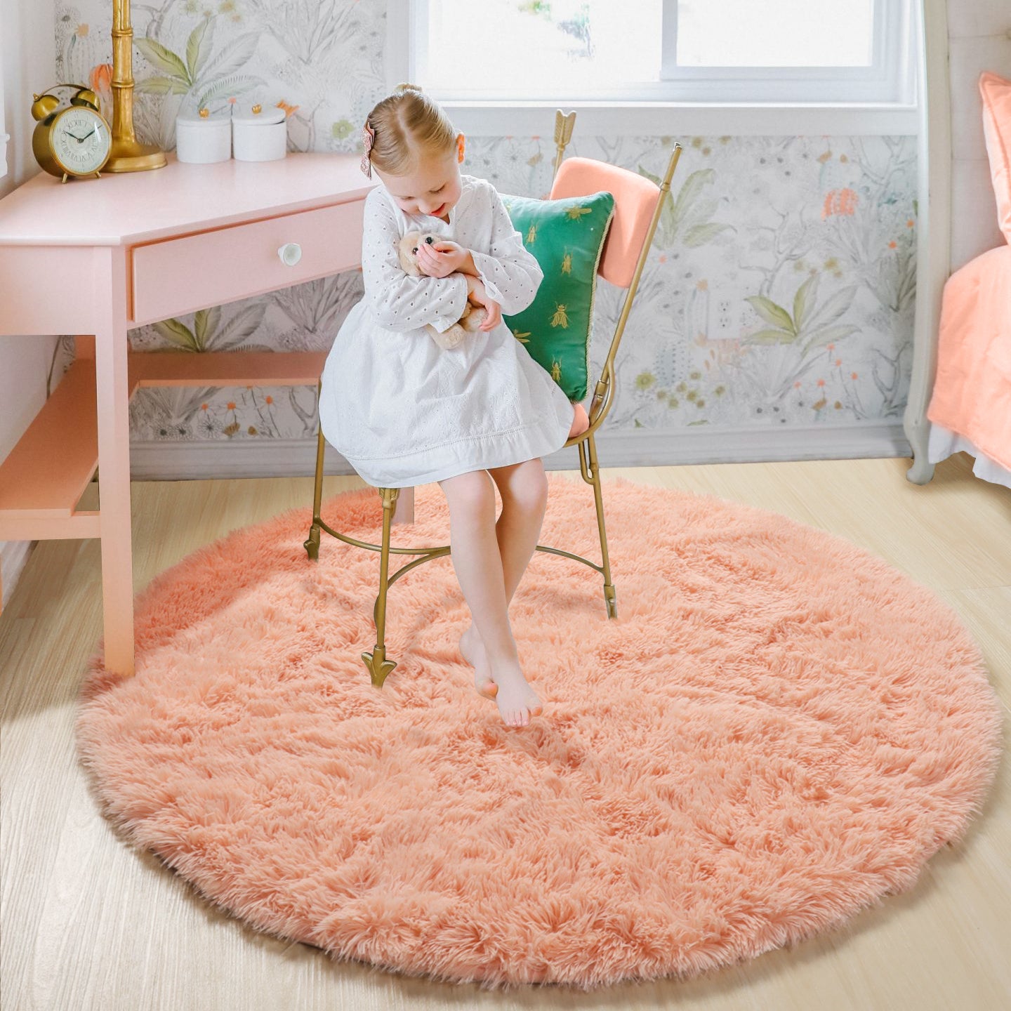 Ultra Soft Luxuriously and Modern Home Decor Corcal Pink Round Area Rug