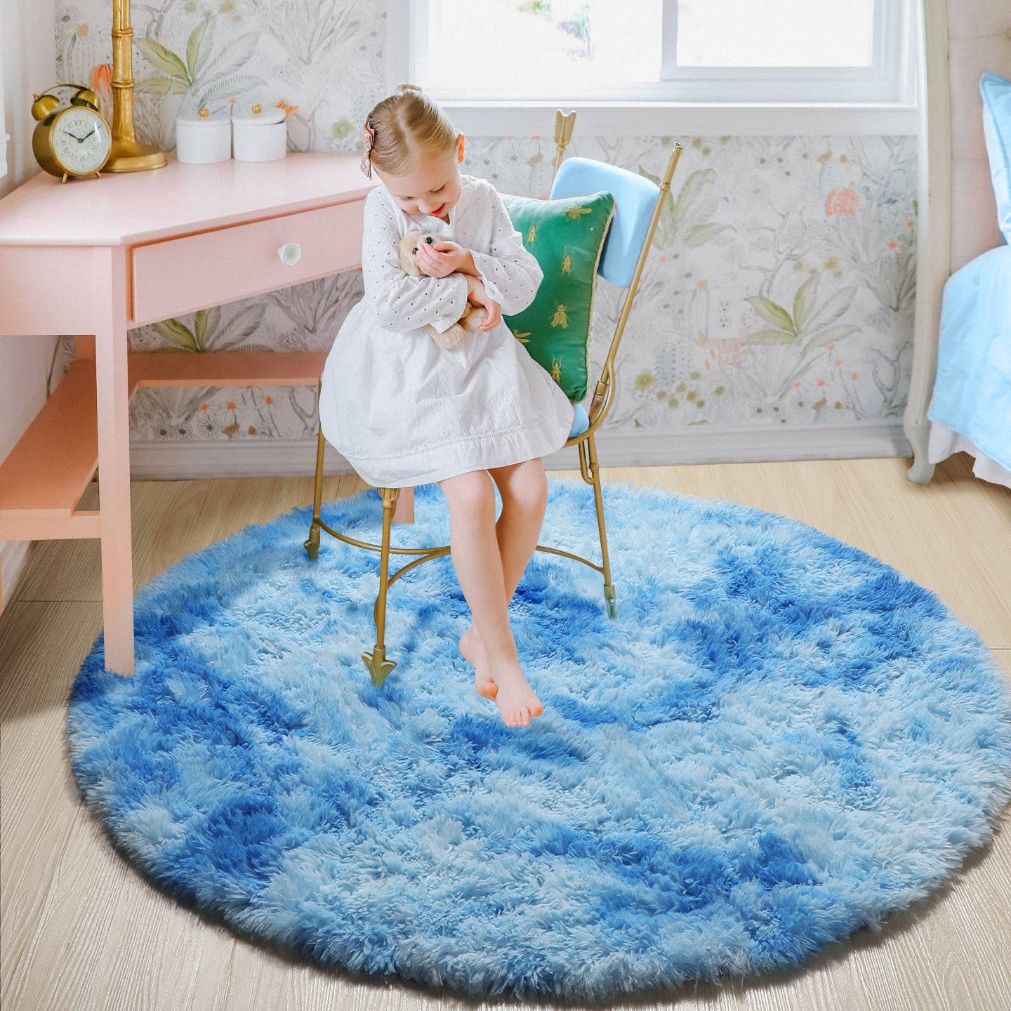 Ultra Soft Modern Indoor Sky Blue Round Area Rug for Kids Girls Teen Room