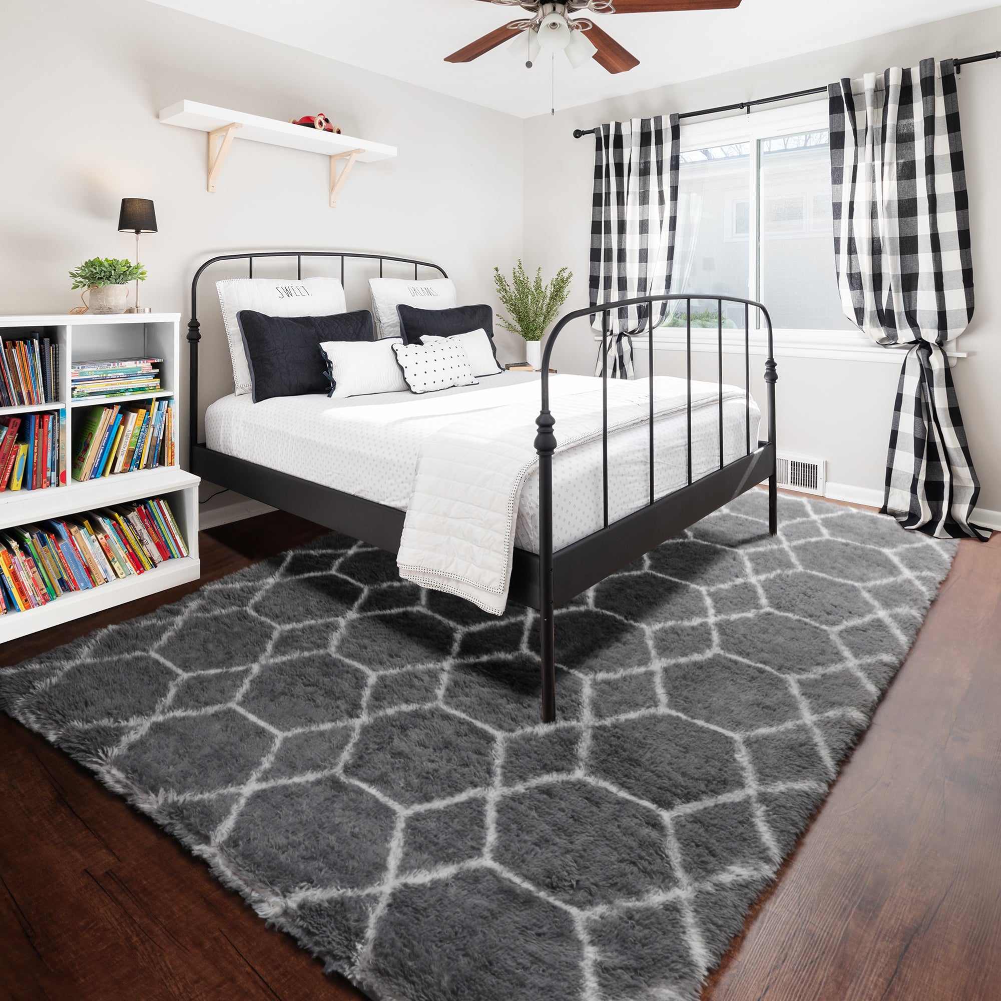 Moroccan Area Rug for Bedroom Living Room, Grey and White Rug